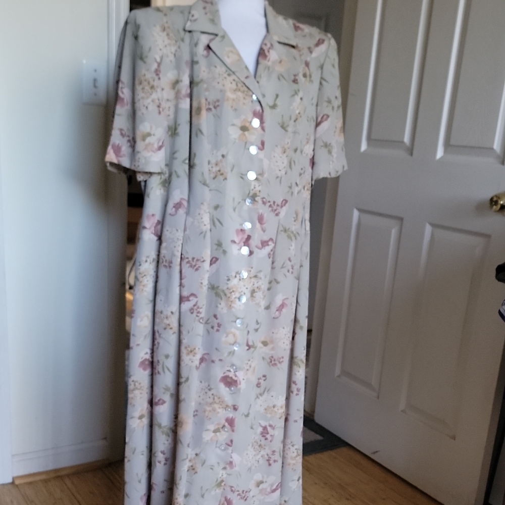 Cynthia Howie Maggy Boutique Floral Button-Down Dress